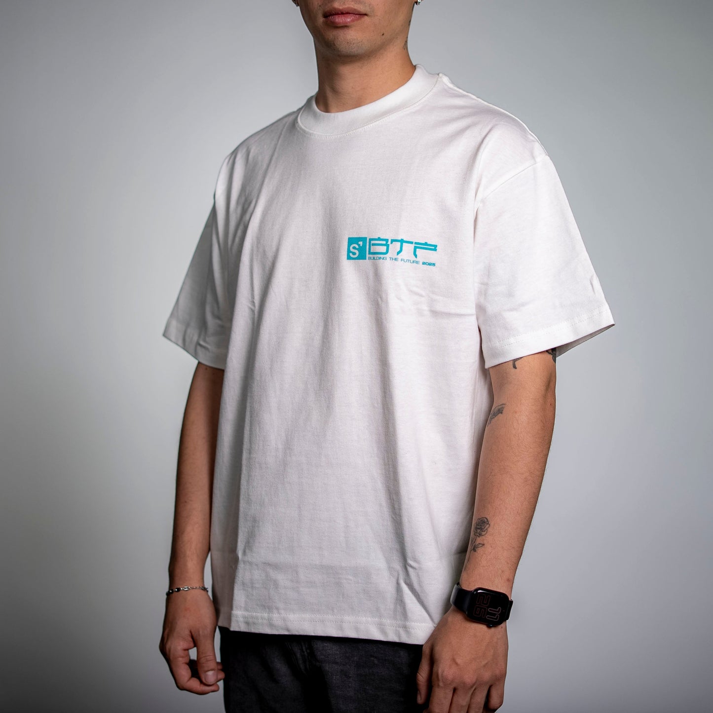 PLAYERA BTF Blanco/Azul