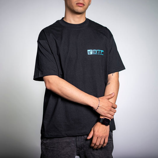 PLAYERA BTF NEGRA